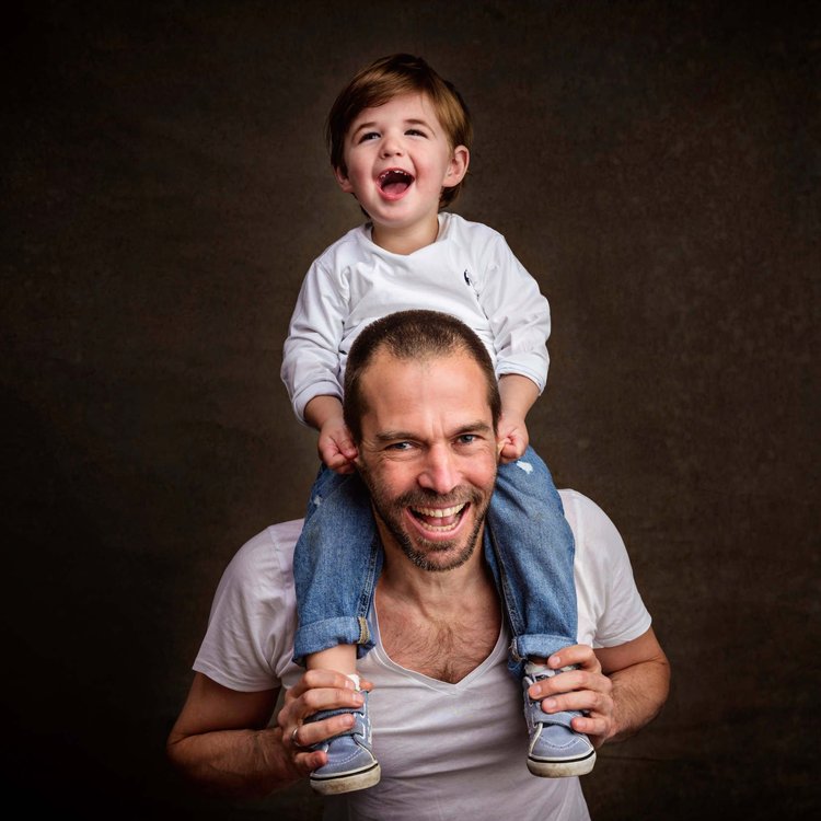 GelukkigeFamilieFoto27sLachendeFamilieportretten0004